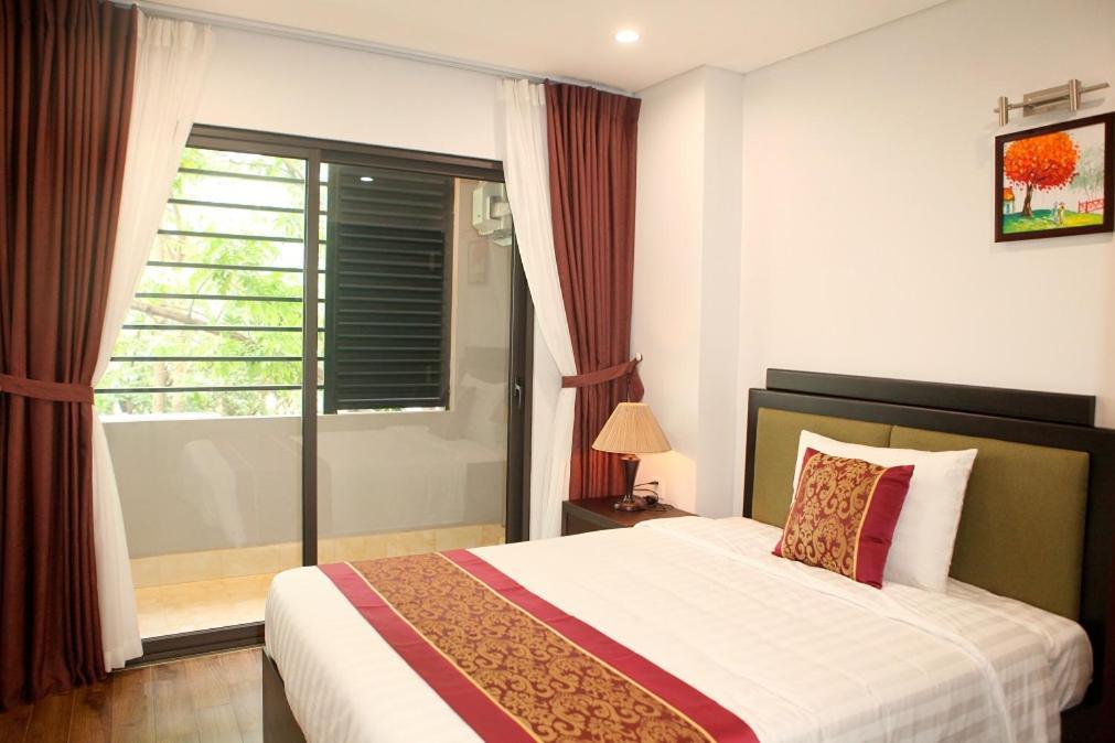 Monaco Building Double Queen Bedroom Apartment *